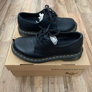 doc marten 1461 virginia